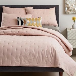 West Elm Full/Queen Cotton Quilt w/ Standard Shams